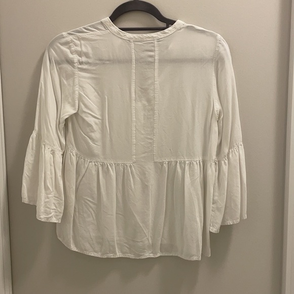 Zara blouse - Picture 2 of 2